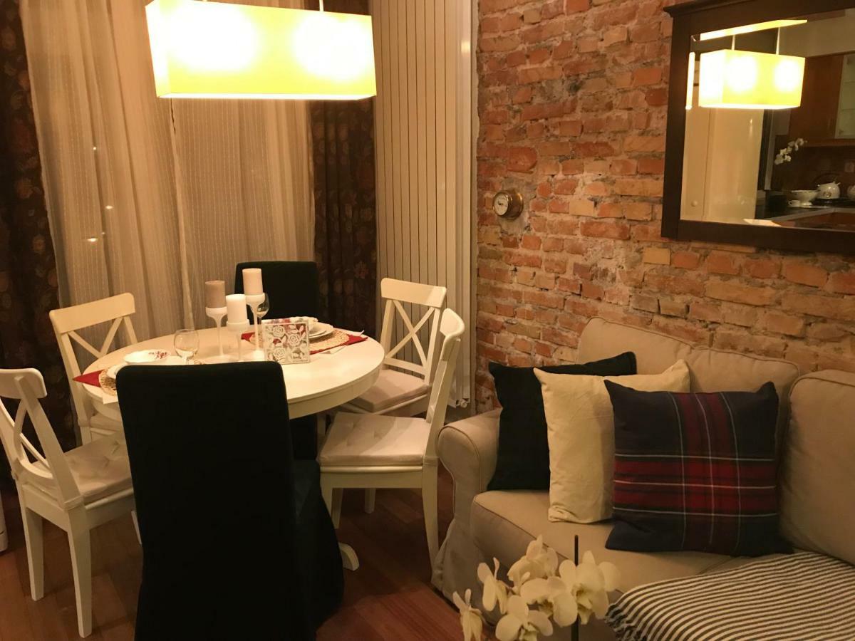 Stare Miasto Dluga 8 Apartman Varsó Kültér fotó