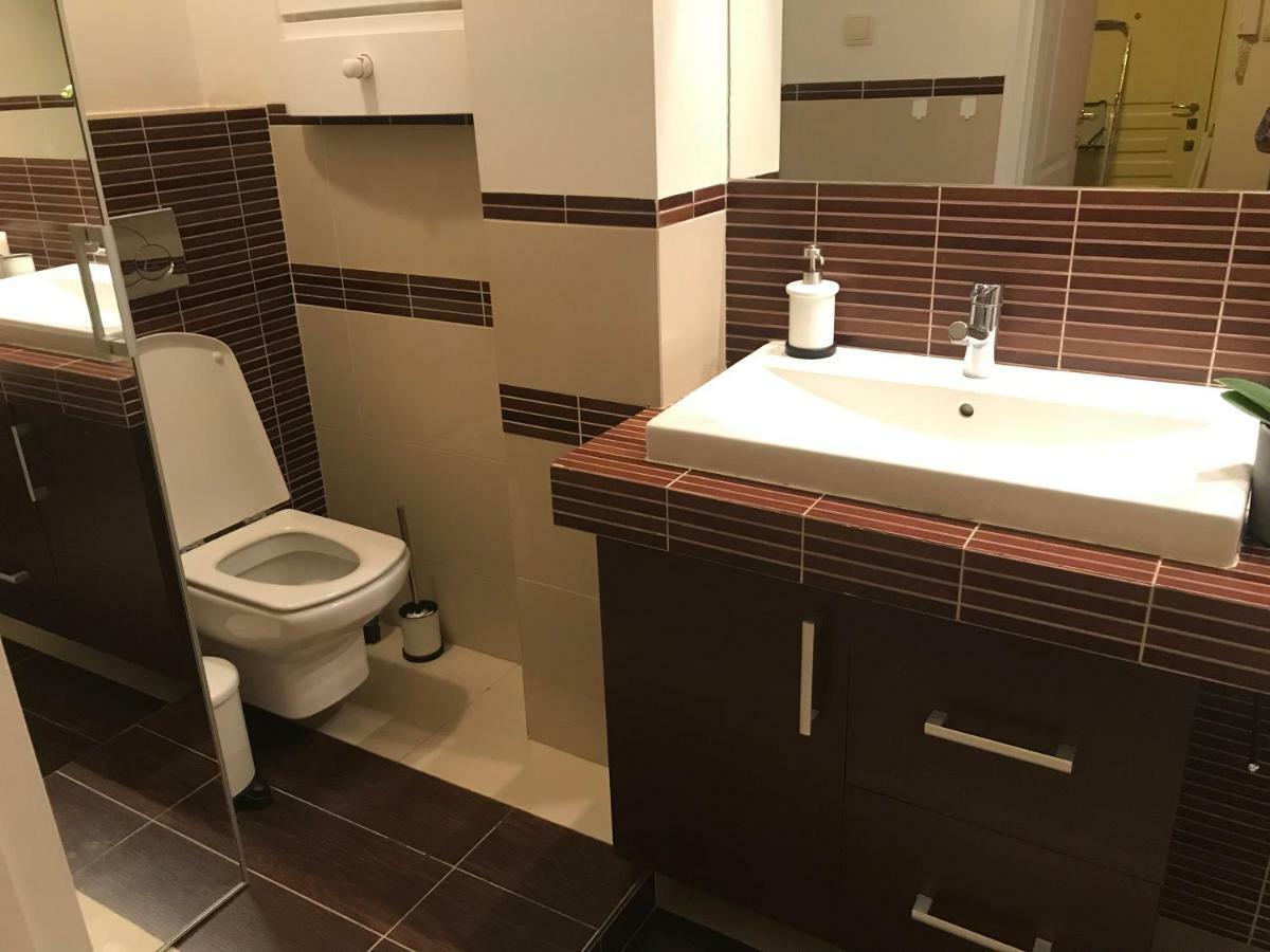 Stare Miasto Dluga 8 Apartman Varsó Kültér fotó