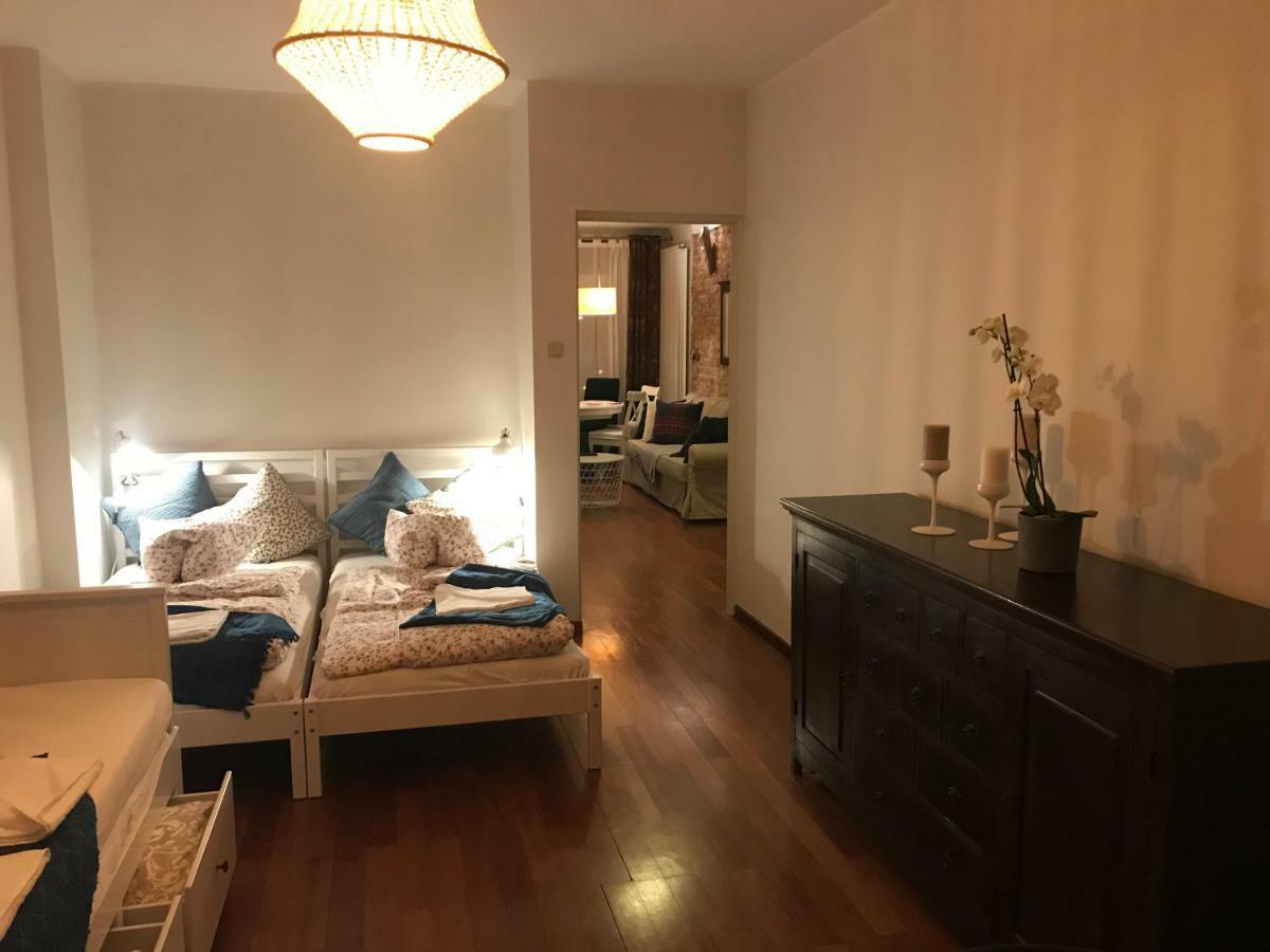 Stare Miasto Dluga 8 Apartman Varsó Kültér fotó