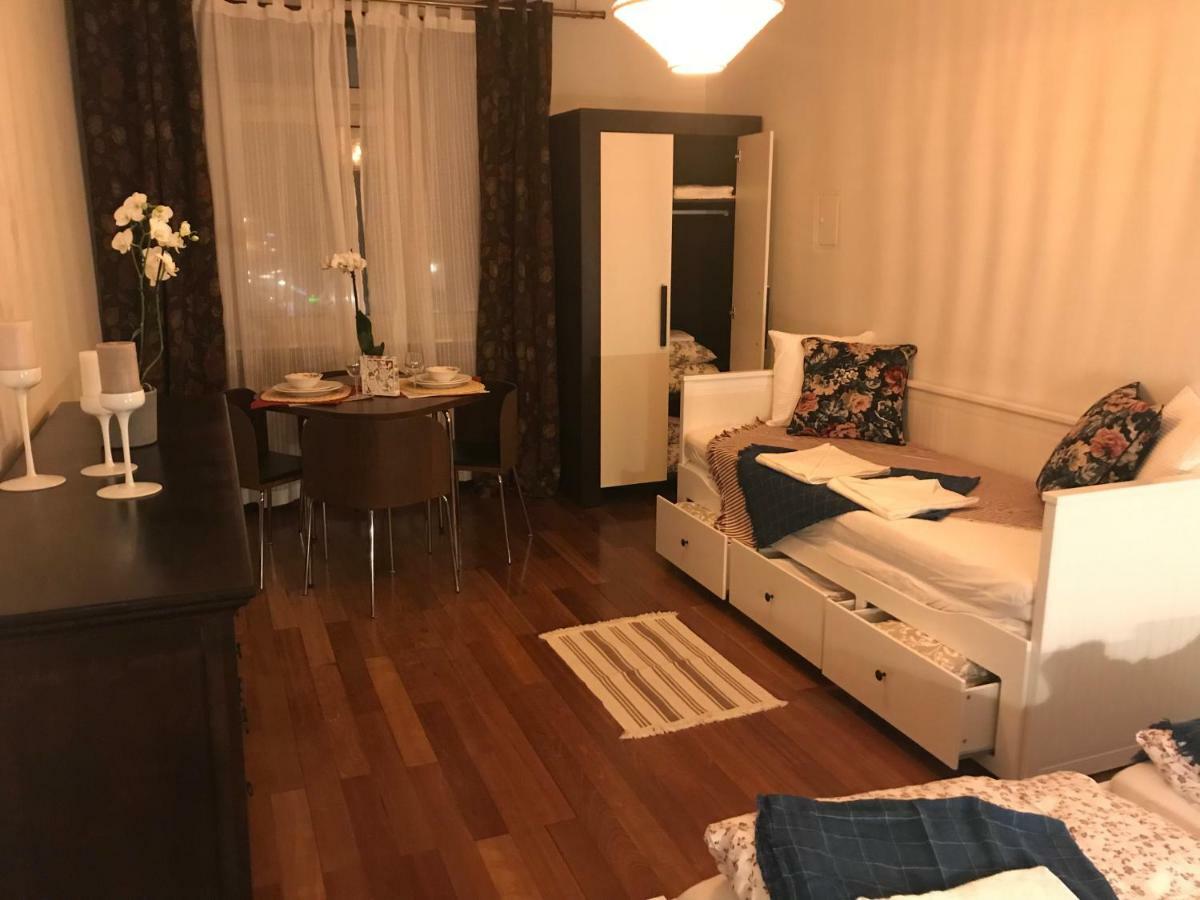 Stare Miasto Dluga 8 Apartman Varsó Kültér fotó